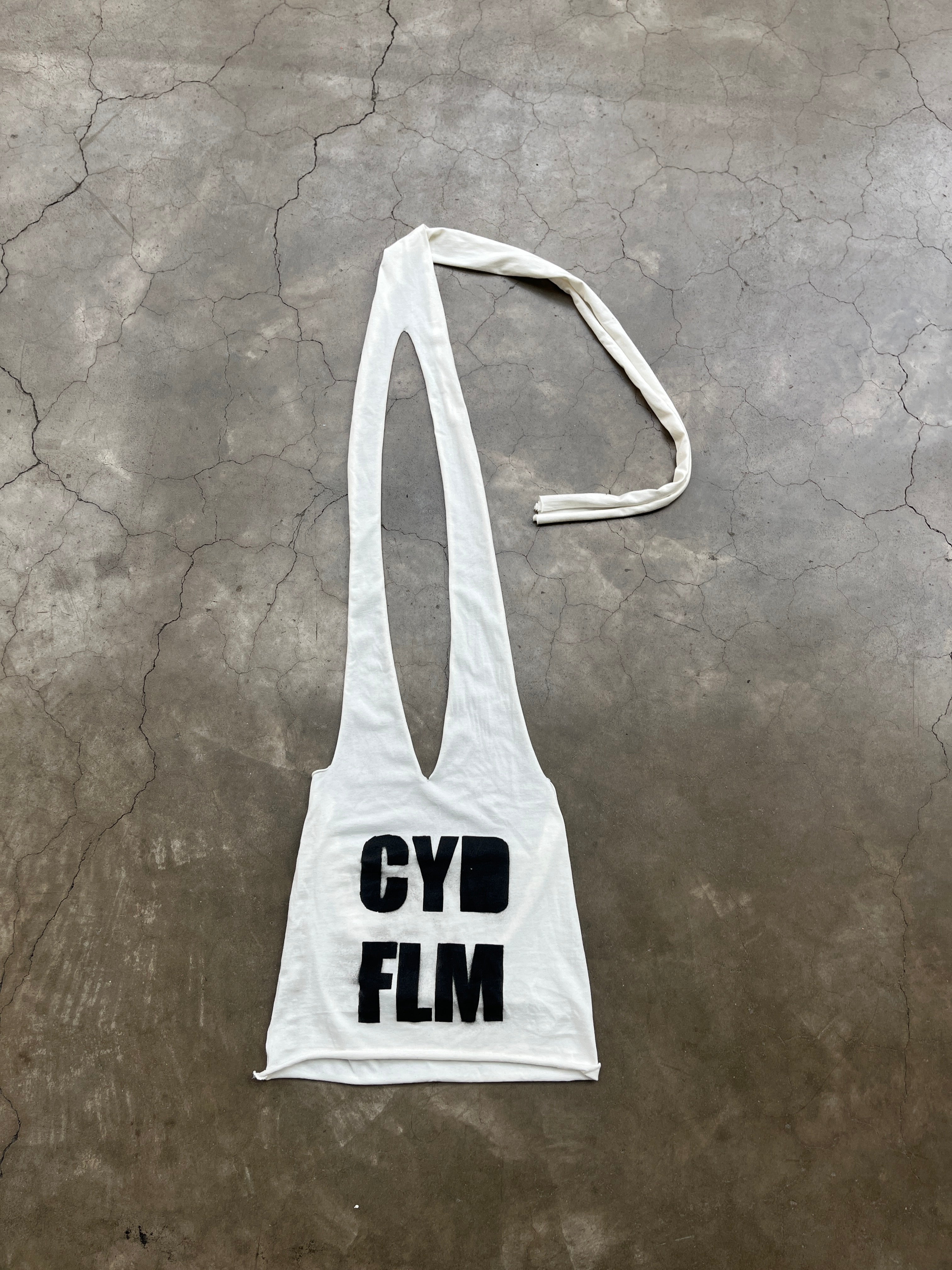 CYDFLMDRESS4